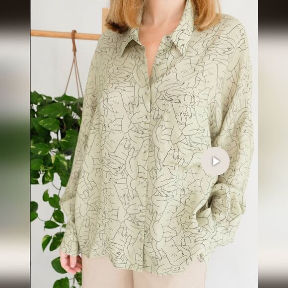 OhSevenDays Monday Marwa Illustrated Vegan Silk Boxy Blouse women's sage green - Picture 2 of 9